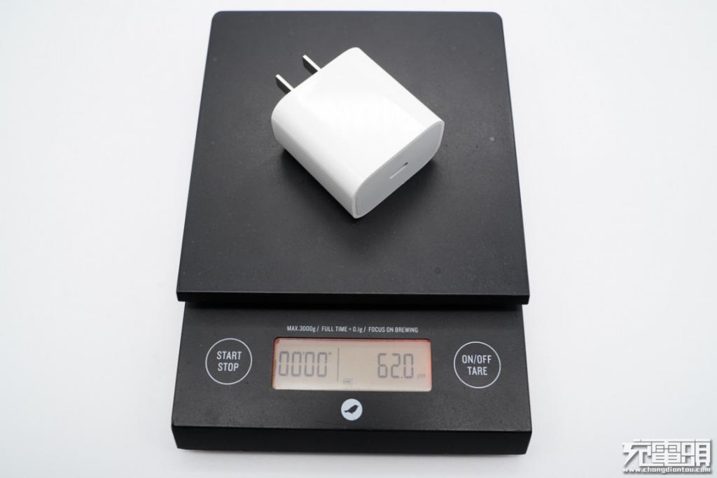MLPC電容拼多多賣的 20ＷPD 快充能不能買？拆解 5 款給你看
